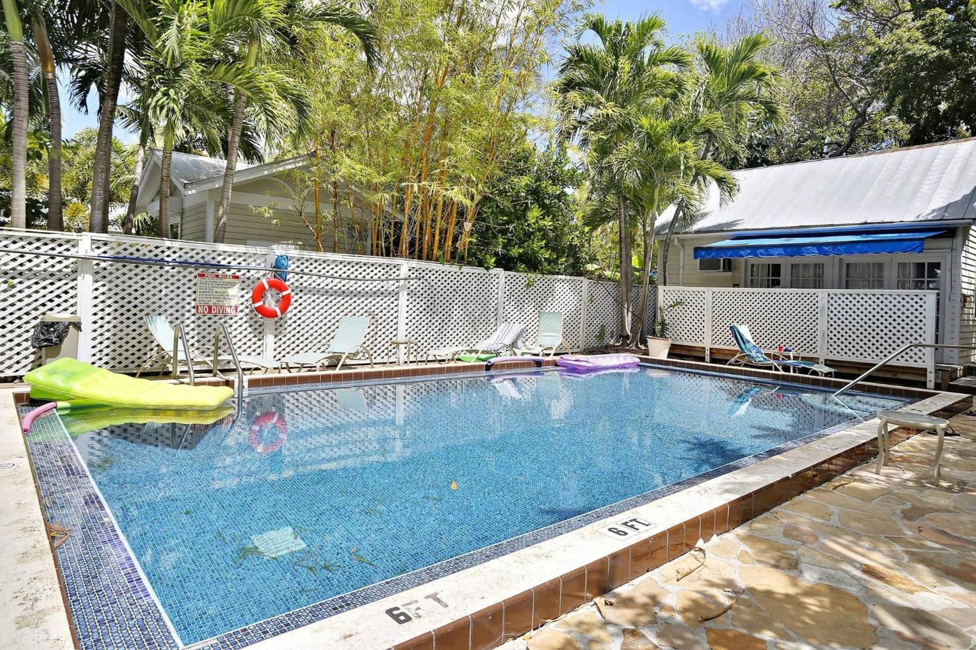 Ibis By Avantstay Close To Duval Street W Shared Pool Month Long Stays Only Key West Exterior photo